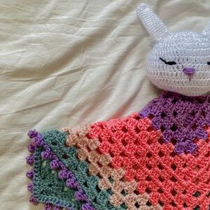 Bunny granny square lovie